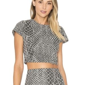 Alice + Olivia Black and White Cropped Top